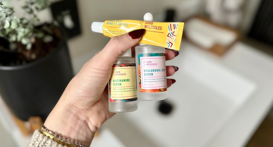 40% Off Good Molecules Skincare on Target.com | Hyaluronic Acid Face Serum Just $3.59!