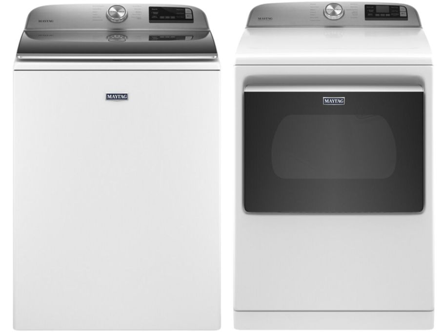 a white washer and dryer set