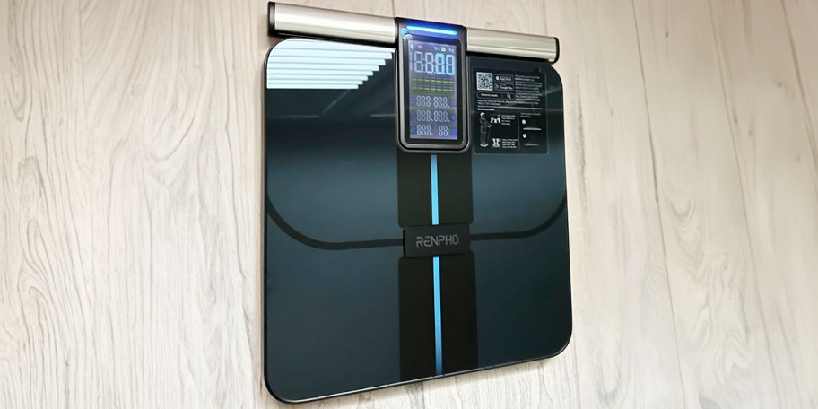 black smart scale