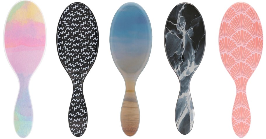 5 Wet Brush brushes in different designs