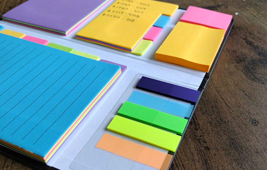 Post it notes set 