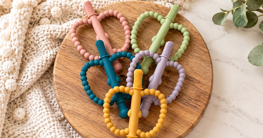 Apple Baby Teethers 5-Pack Only $5 on Amazon (Reg. $10)