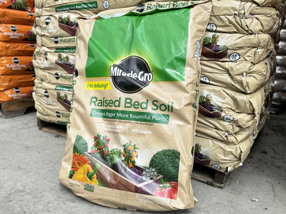 Miracle-Gro Organic Raised Bed Garden Soil Only $6 on Lowes.com (Reg. $10)