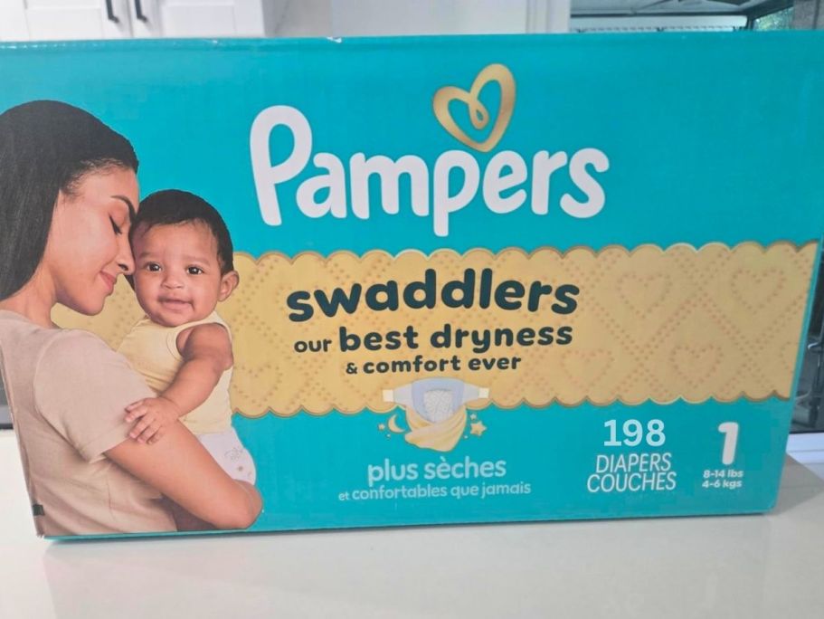 Hurry! Pampers Swaddlers Diapers 198-Count Only $26.57 Shipped on Amazon (Reg. $50)
