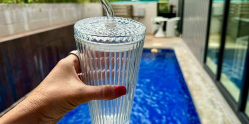 These Walmart Glass Tumblers Look Way More Expensive Than $5