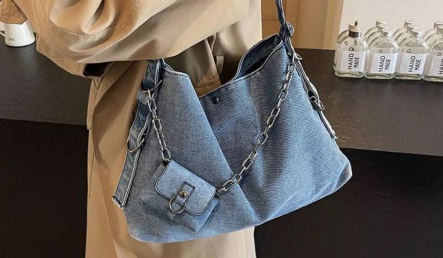 person wearing macys handbag jean