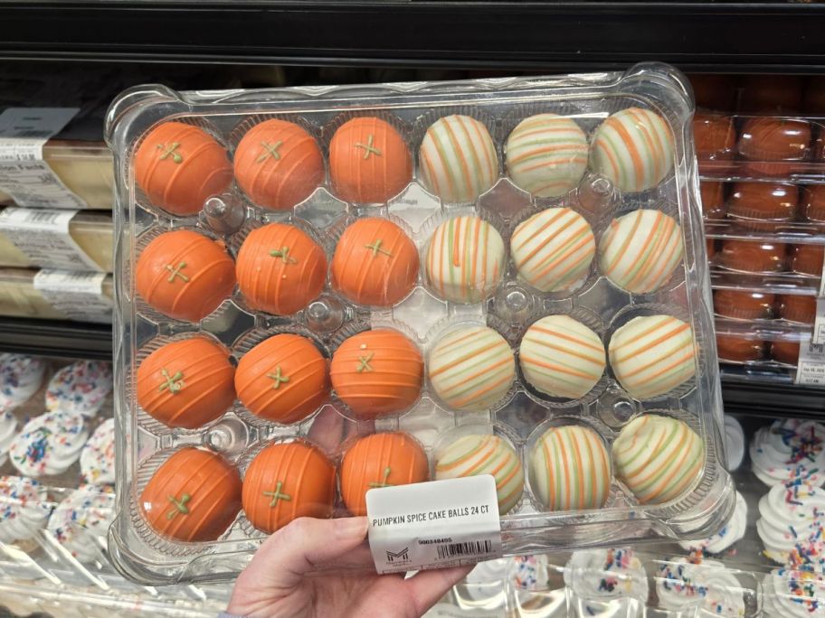 Get pumpkin spice cake bowl package