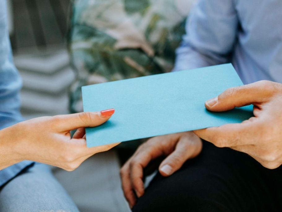 Last-Minute Mother’s Day Groupon Gifts from $7.99 | Spas, Gift Cards, Classes & More