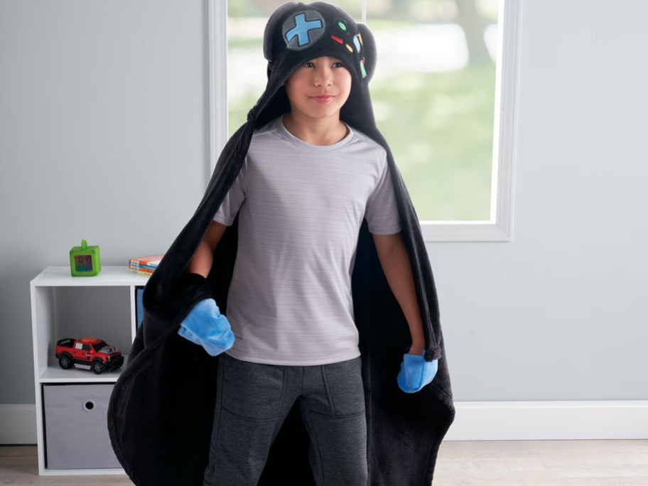 Kid wearing Hooded Gamer Throw