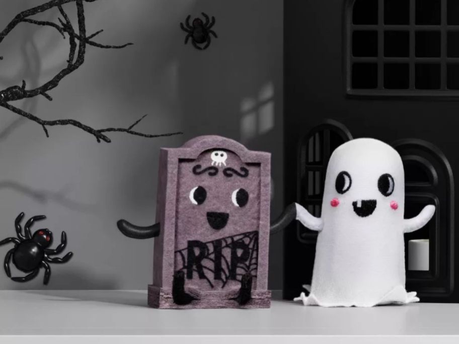 Hyde & Eek! Boutique Tombstone and Ghost Felt Duo
