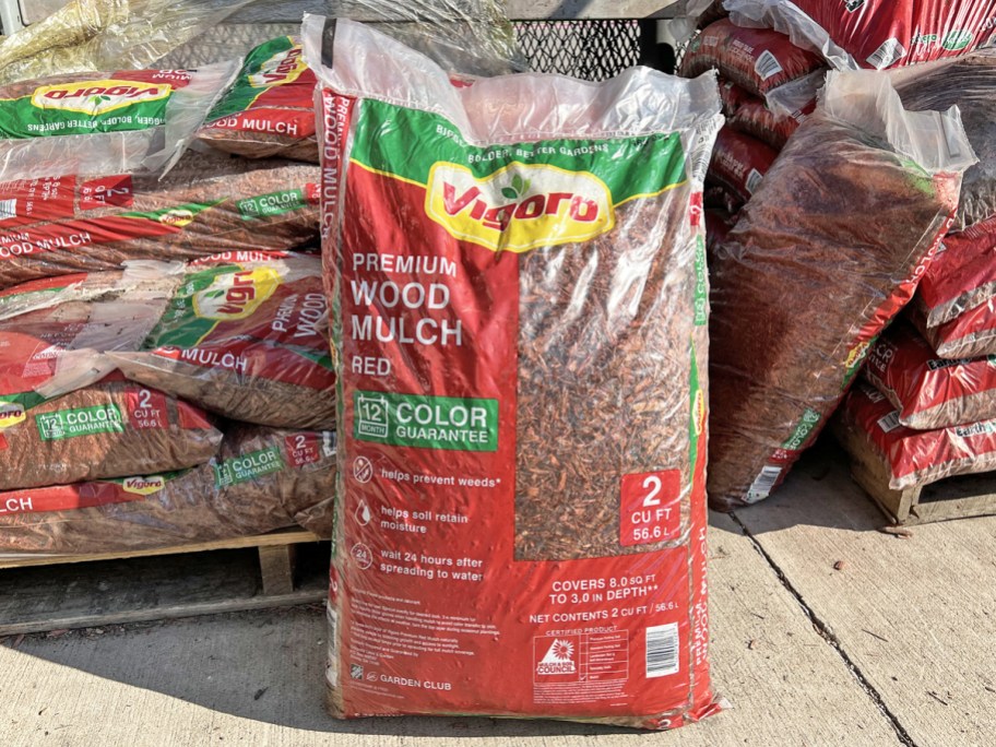 bag of red Vigoro Mulch in garden center