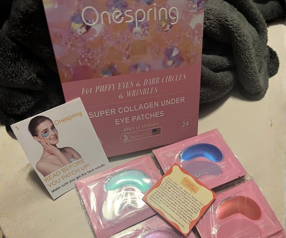 a box of collagen eye maSKS