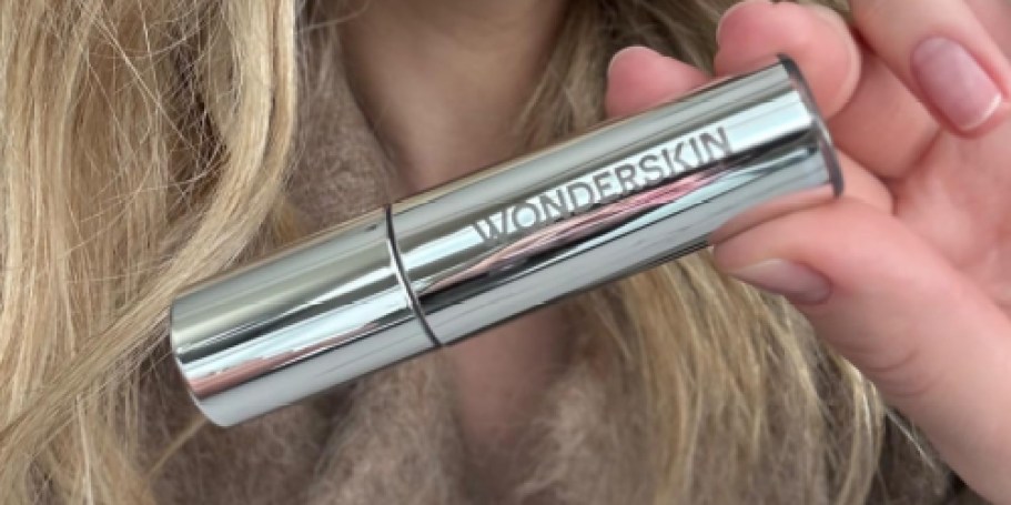 Score 50% Off Wonderskin Color Changing Lip Oil on Amazon – Just $10 Shipped!
