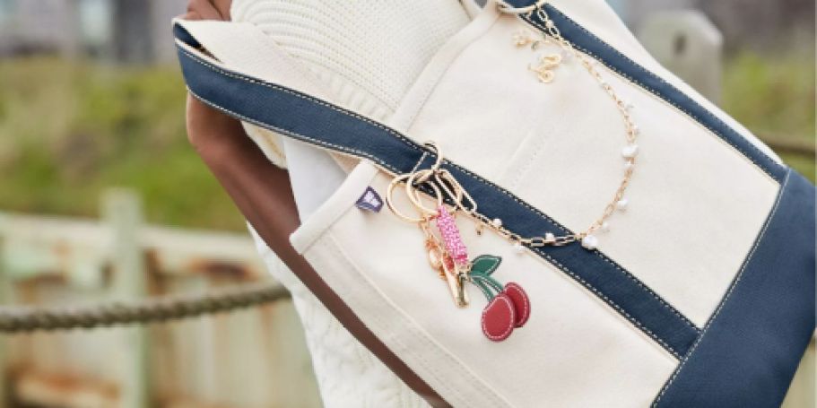 Stack Savings on Trendy Lands’ End Tote Bags