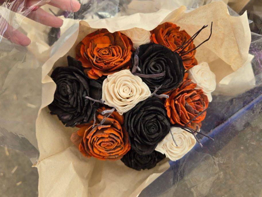 Lowe's Halloween Paper Flower Bouquet White, Black, & Orange