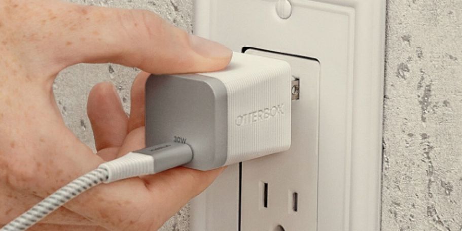 TWO Otterbox Chargers Only $11.99 Shipped – Just $6 Each!