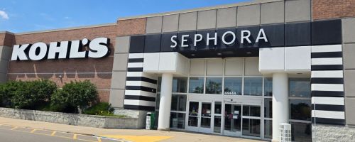 kohl's and sephora storefronts