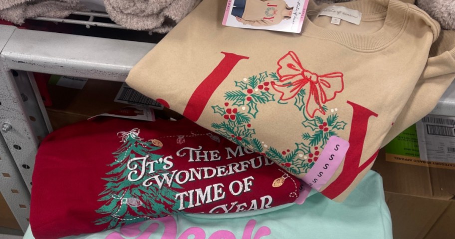 women's holiday sweatshirts