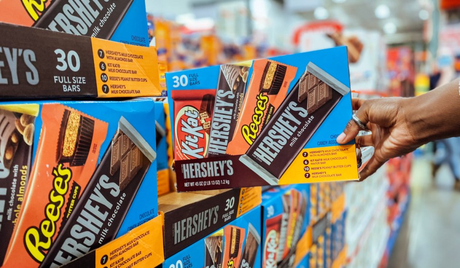 Hershey’s Full-Size Candy Bars 30-Pack Only $26.78 on SamsClub.com (Just 89¢ Each)