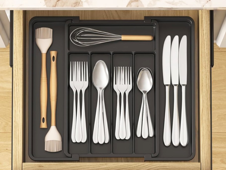 Expandable Silverware Drawer Organizer Only $2.98 on Amazon – Lowest Price Ever