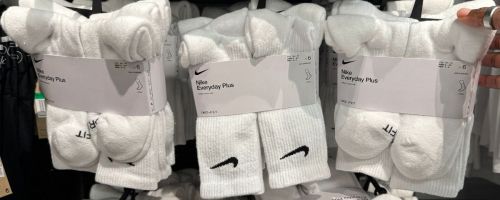 multi packs of white nike cushioned crew socks
