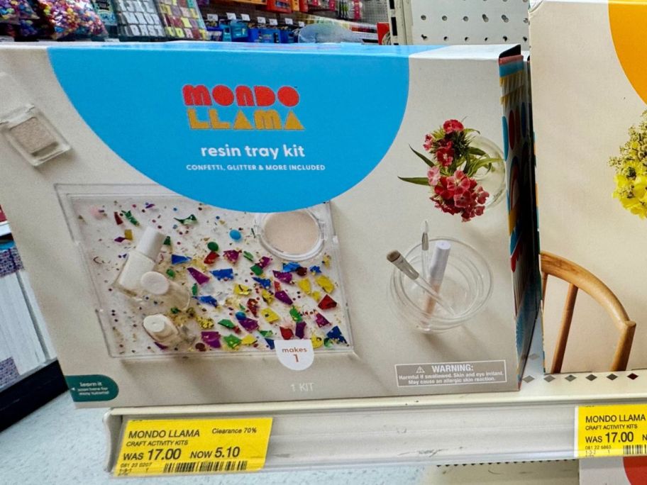 A Mondo Llama Summer Craft Confetti Resin Tray Kit with a yellow clearance tag under it