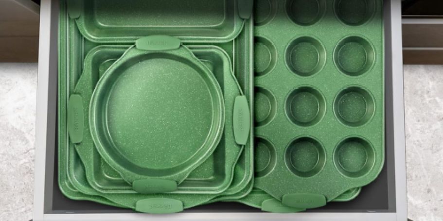 6-Piece Baking Pan Set Only $22 on Amazon (Reg. $38)