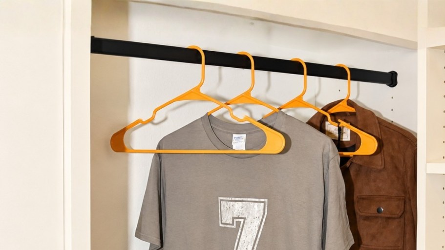 Score 100 Mainstays Hangers for Only $5 on Walmart.com