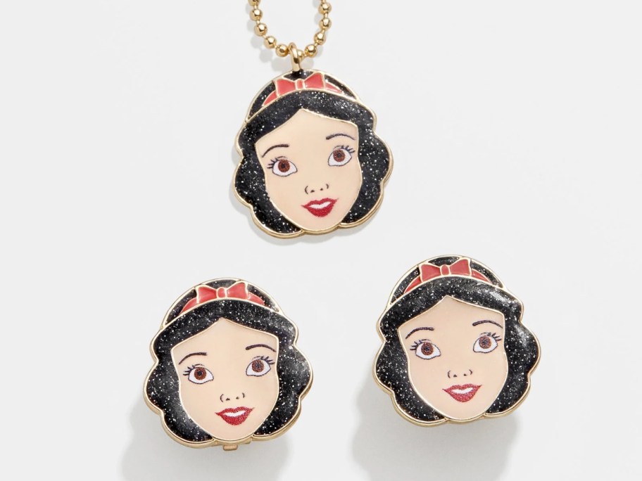 a kids Snow White earing and necklace set