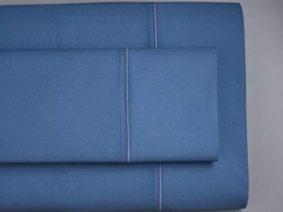 A Simply Vera Pima Cotton 600 Thread Count Sheet Sets in Blue