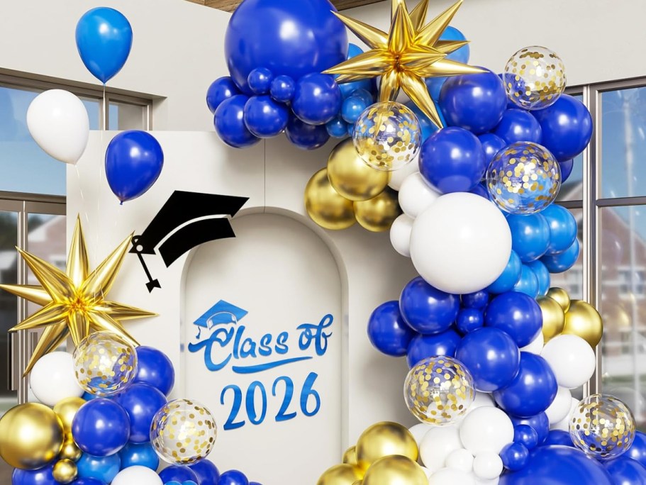 Balloon Arch Kit Just $5.99 on Amazon (Great for Grad Parties!)