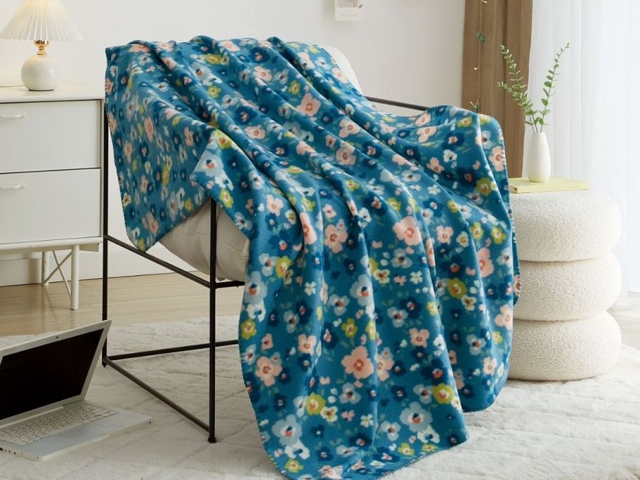 NEW Mainstays Fleece Throw Blankets Just $3.44 on Walmart.com