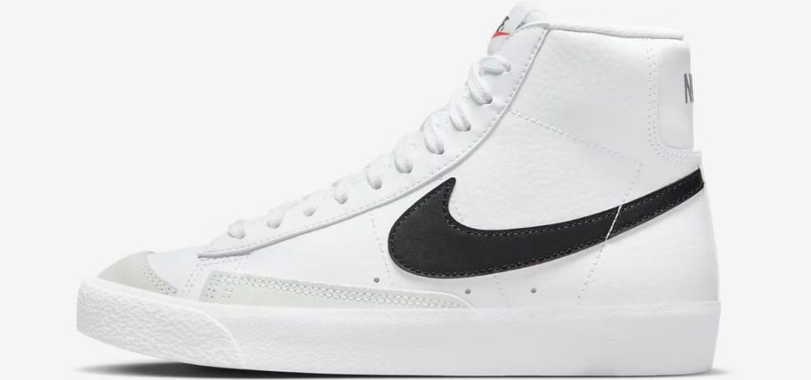 Stock image of a Nike Blazer Mid '77 Big Kids Shoe