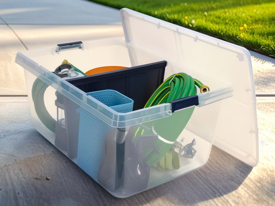 Project Source 22.5-Gallon Clear Stackable Tote w: Latching Lid