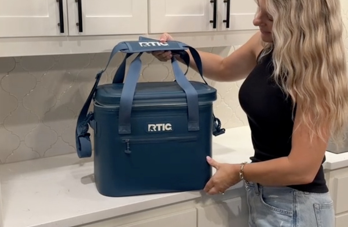 3 Affordable YETI Lunch Box Alternatives for Back to School (Starting at $20)