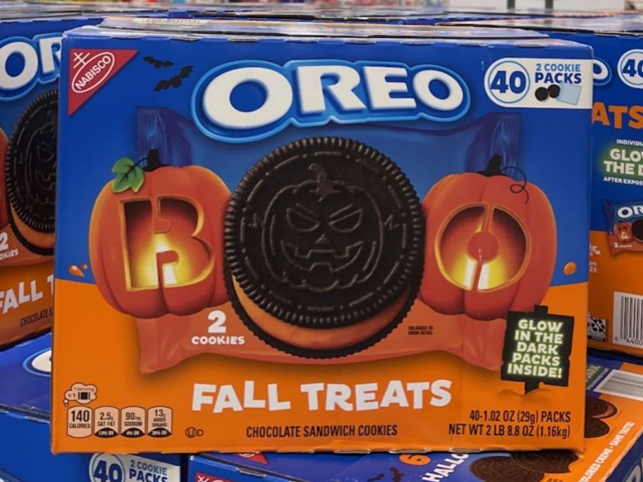 Oreo Fall Treats 2-Pack Orange Creme Sandwich Cookies 40-Count