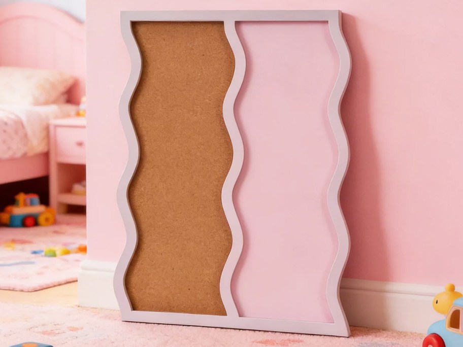 pink Wavy Corkboard & Whiteboard set