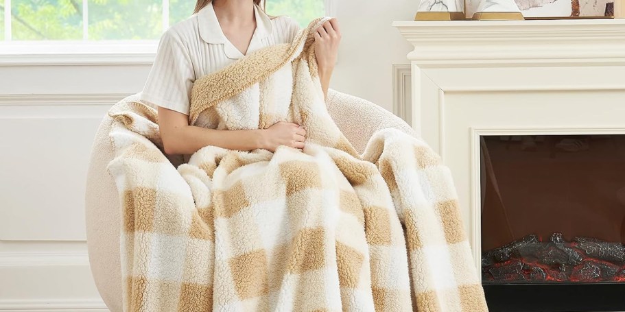 Sherpa Throw Blanket Only $7.79 Shipped for Amazon Prime Members