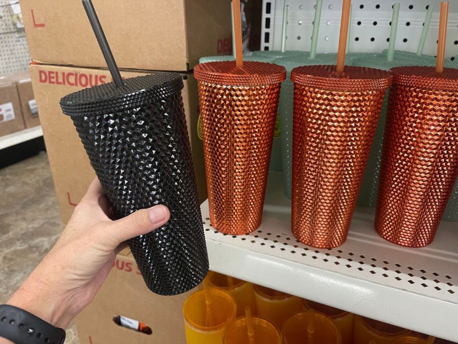 Diamond 21oz Tumblers with Straws in store