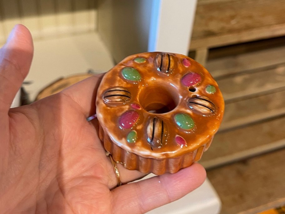 fruit cake salt & pepper shakers