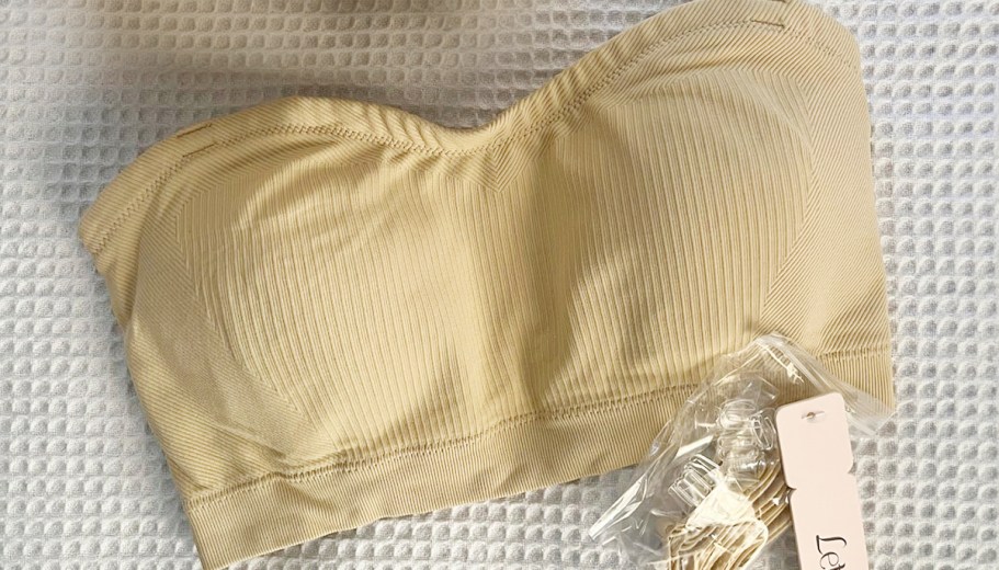 Strapless Push Up Bra Only $19.99 on Amazon (Removable Straps Included + No Underwire)