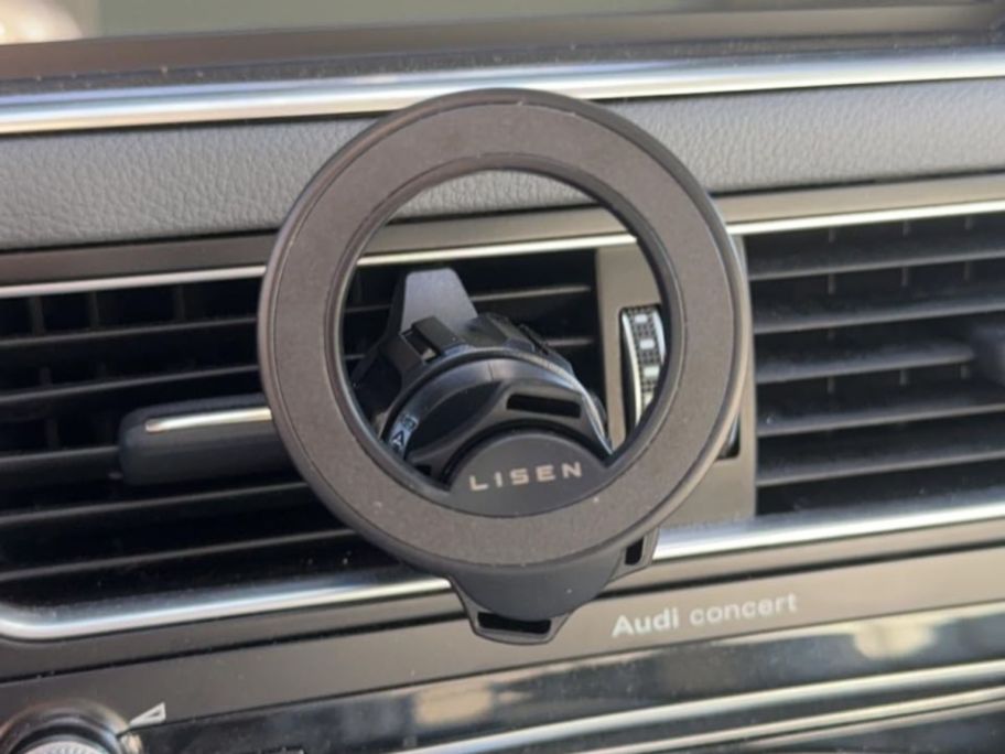 phone mount in car vent