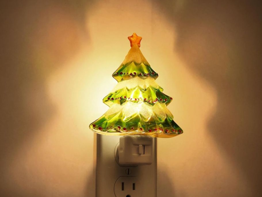 50% Off Christmas Night Lights on Amazon | Prices from $9.99! | Hip2Save