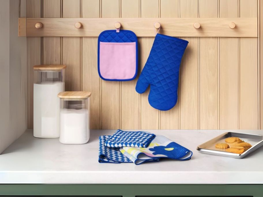 blue and pink Room Essentials 6-Piece Kitchen Textile Set in kitchen