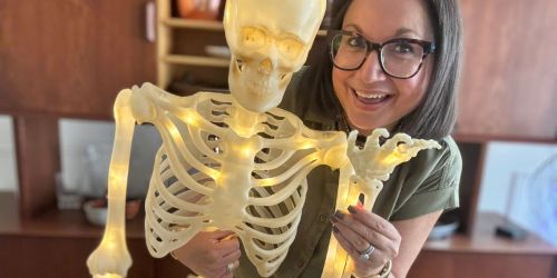 This Year’s Top 9 Must-Have Halloween Skeleton Decorations