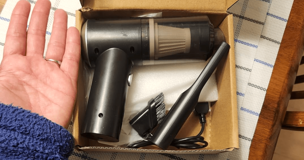 portable mini vacuum