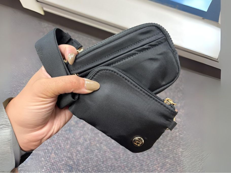 Dual Wristlet Pouches UNDER $10 on Amazon – lulu Style for Less!