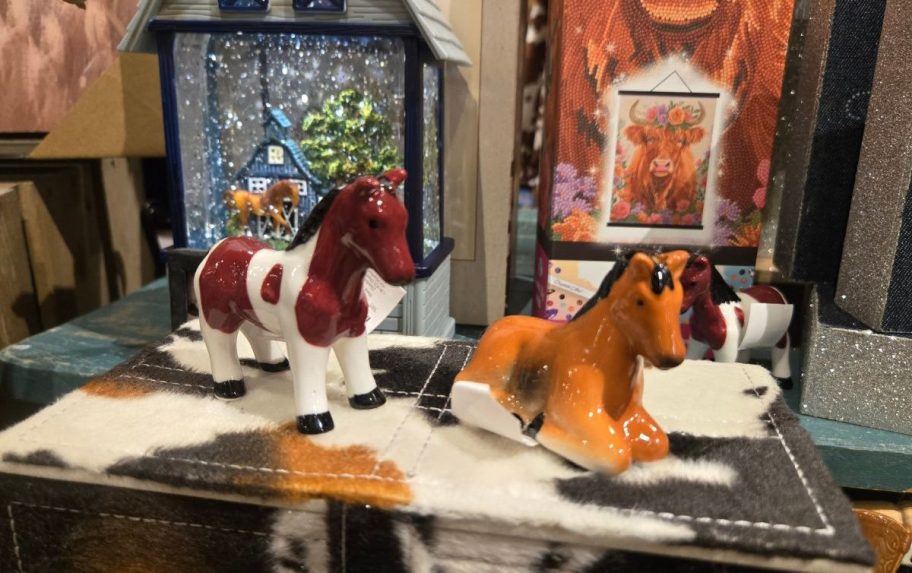 Two mini horse salt & pepper shakers from Cracker Barrel