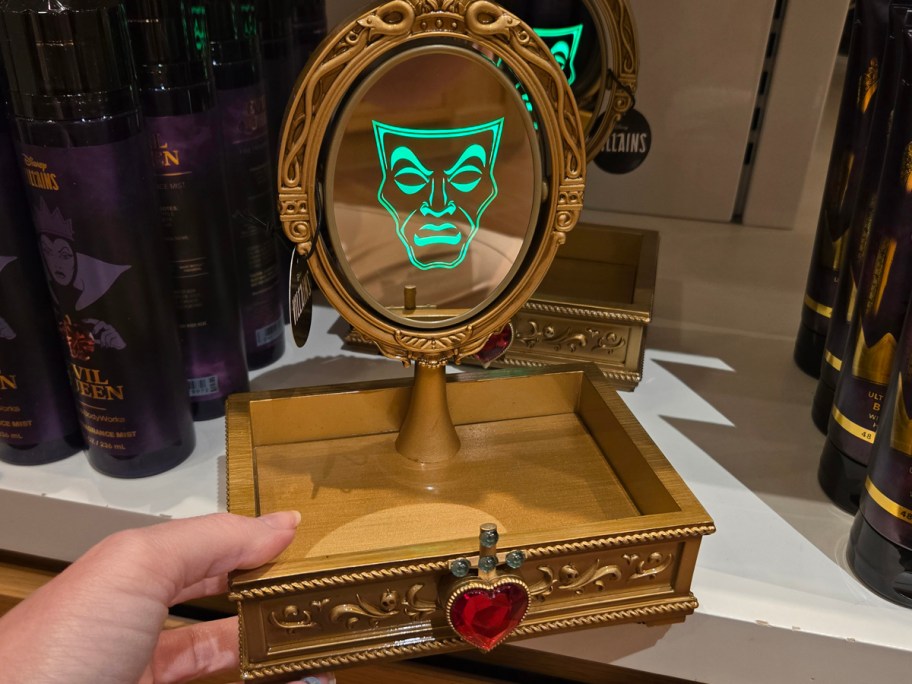 Disney Villains Evil Queen Light-Up Body Care Tray