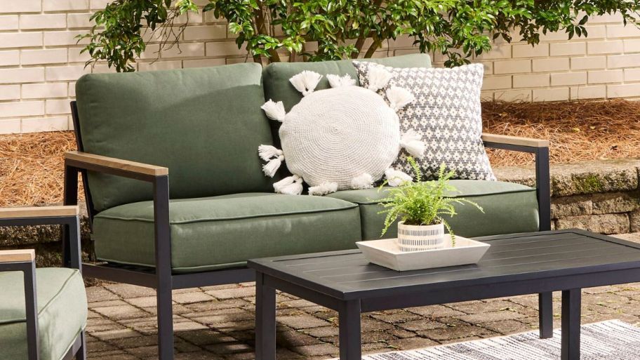 Outdoor decorative pillows outside displayed 